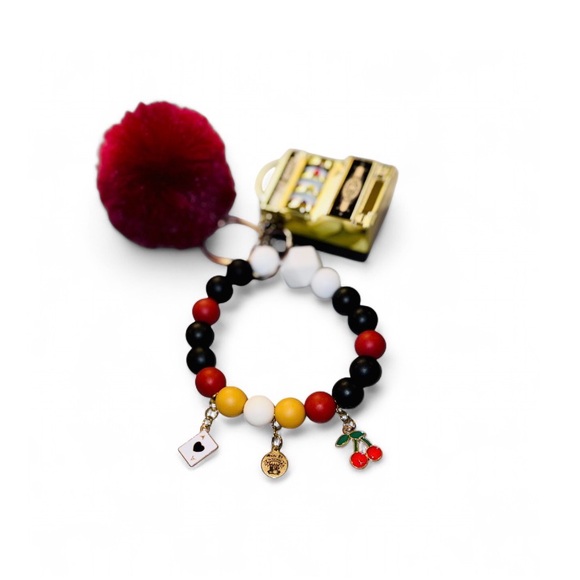 Lucky Lady Women’s Silicone Beaded Keychain - Picture 4 of 5